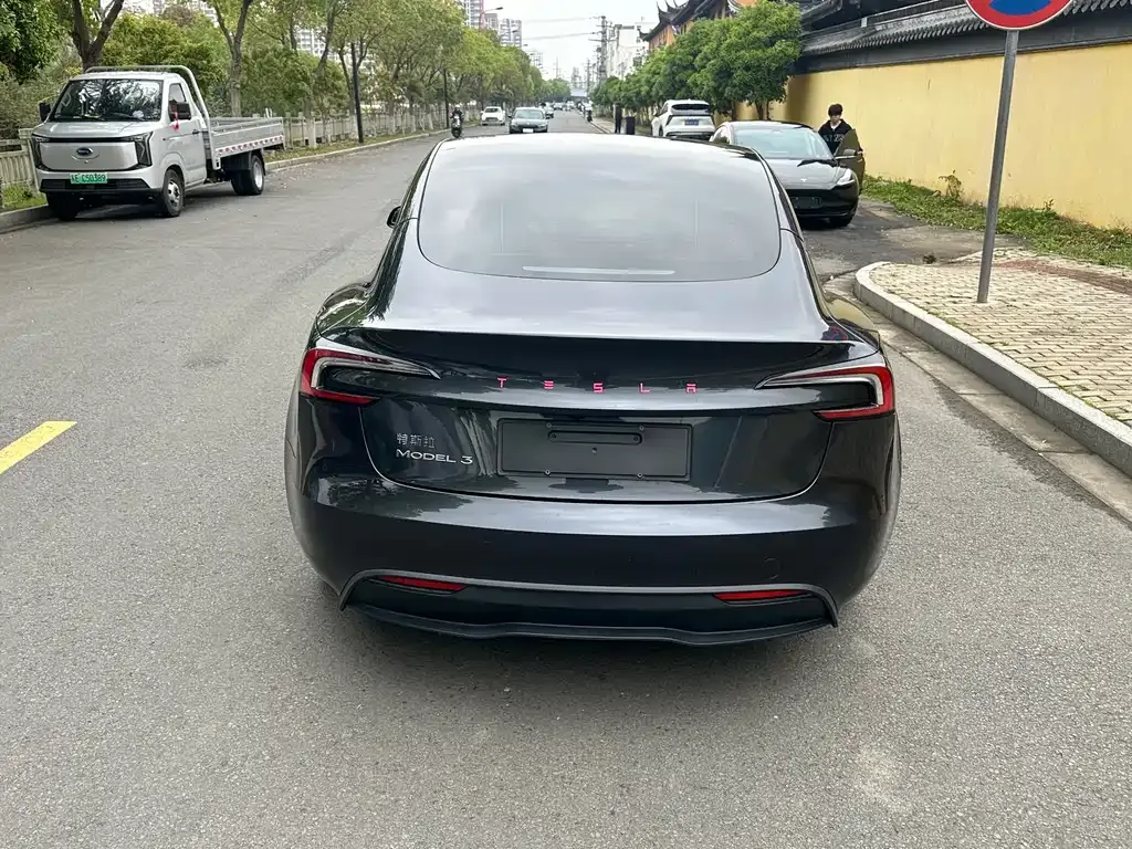 Tesla Model 3 2024 из CN, фото 8