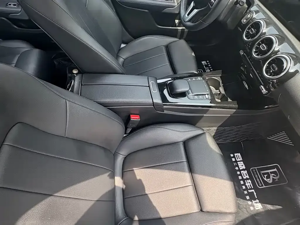 Mercedes-Benz A-Class 2021 из CN, фото 7