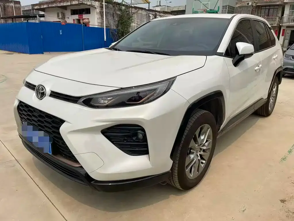 Toyota Wildlander — фото 1