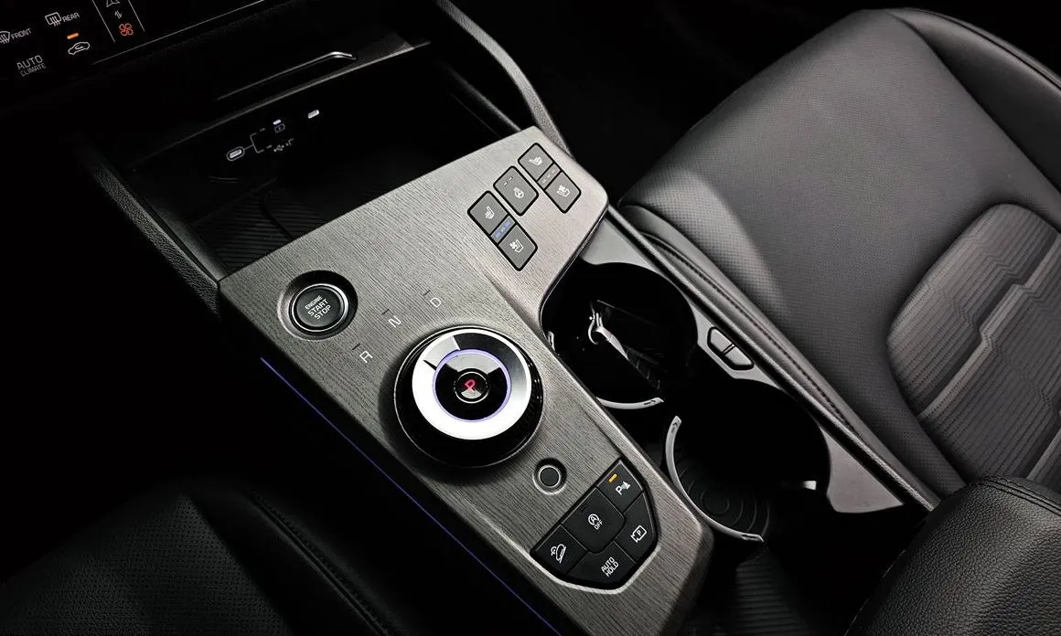Kia Sportage — фото 7