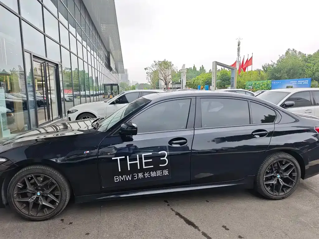 BMW 3 Series 2024 из CN, фото 9
