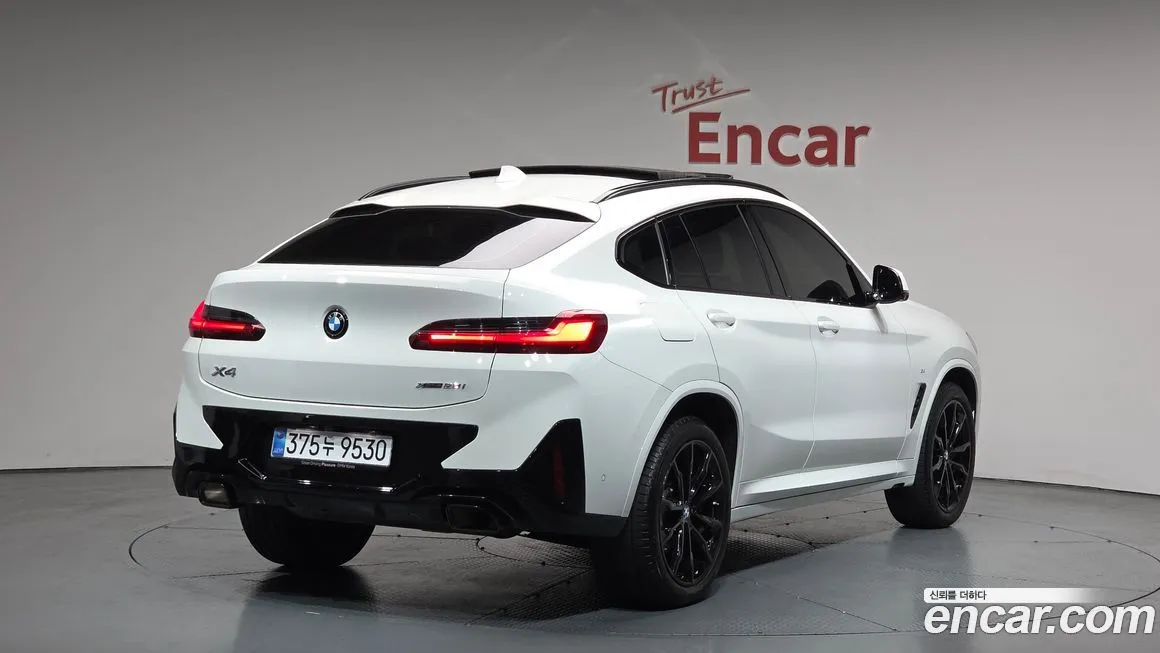 BMW X4 — фото 4