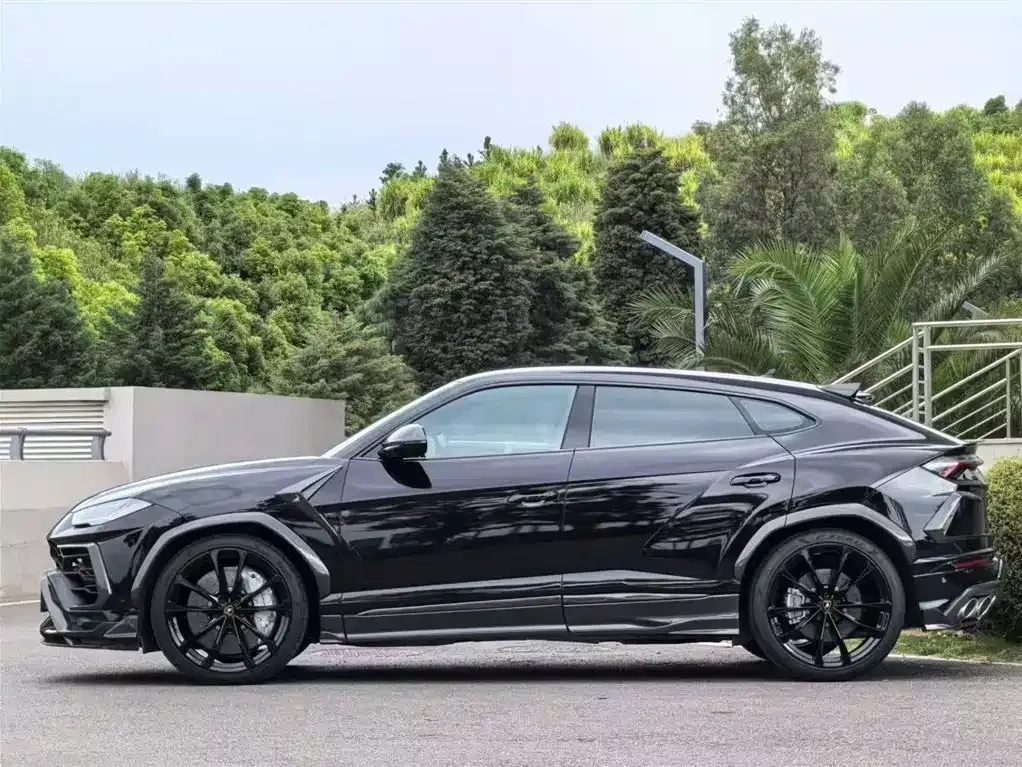 Lamborghini Urus — фото 3