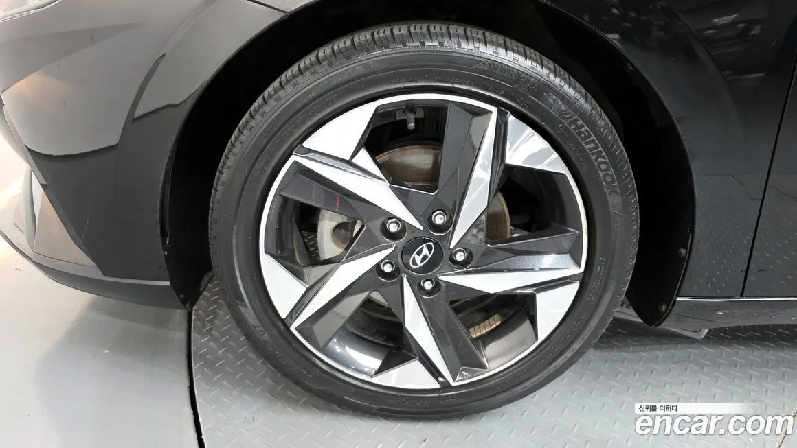 Hyundai AVANTE — фото 10