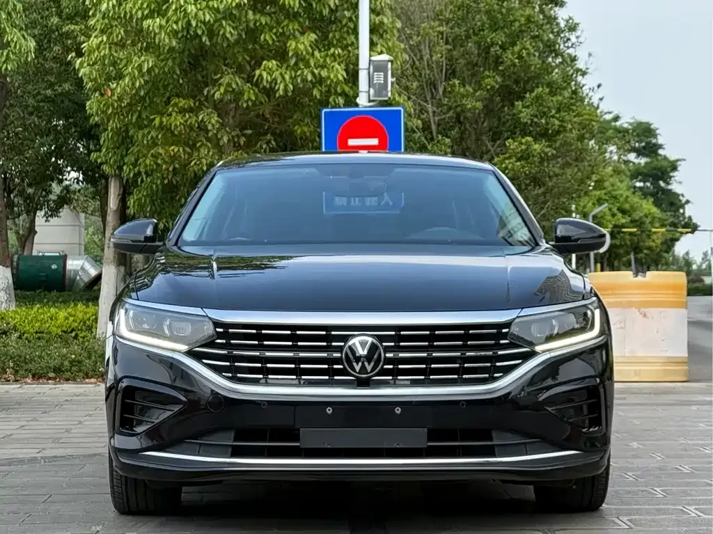 Volkswagen Passat — фото 4