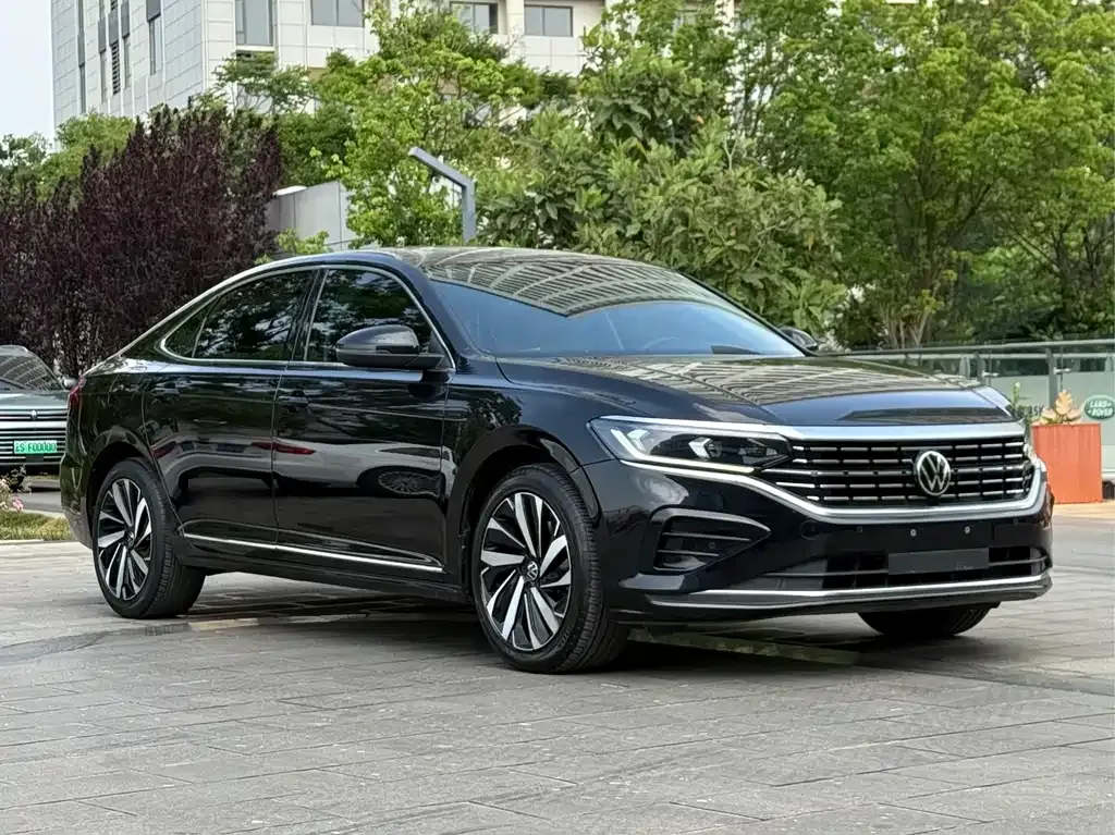 Volkswagen Passat — фото 9