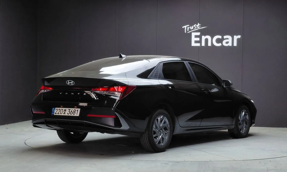 Hyundai AVANTE — фото 9