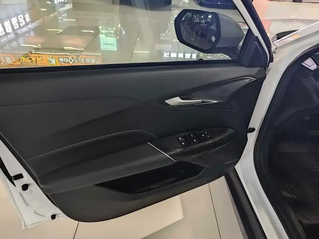 Changan Eado 2025 из CN, фото 6