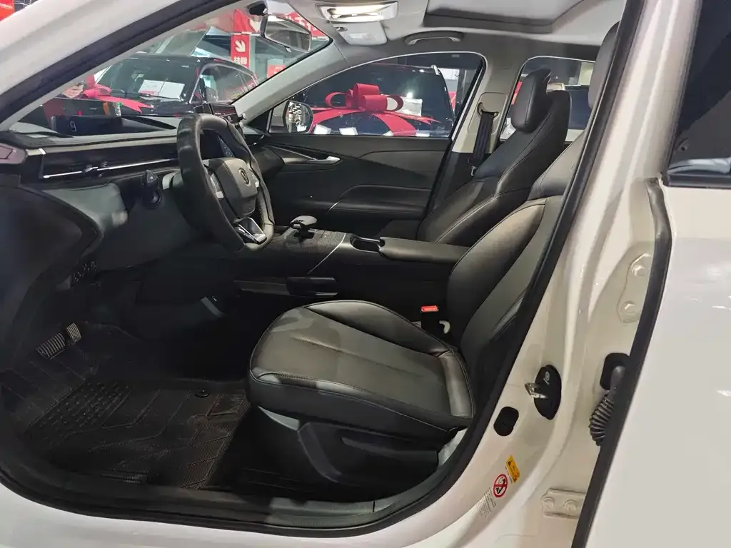 Changan Eado 2025 из CN, фото 8
