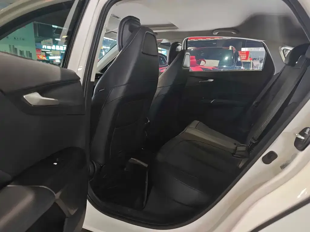 Changan Eado 2025 из CN, фото 2