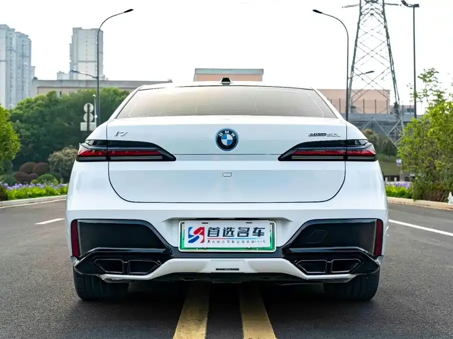 BMW i7 2025 из CN, фото 6
