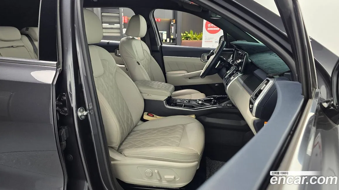 Kia Sorento — фото 7