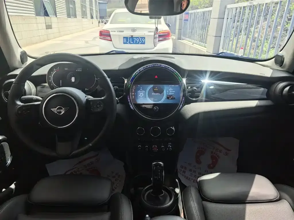 MINI Cooper (3-door) 2022 из CN, фото 6