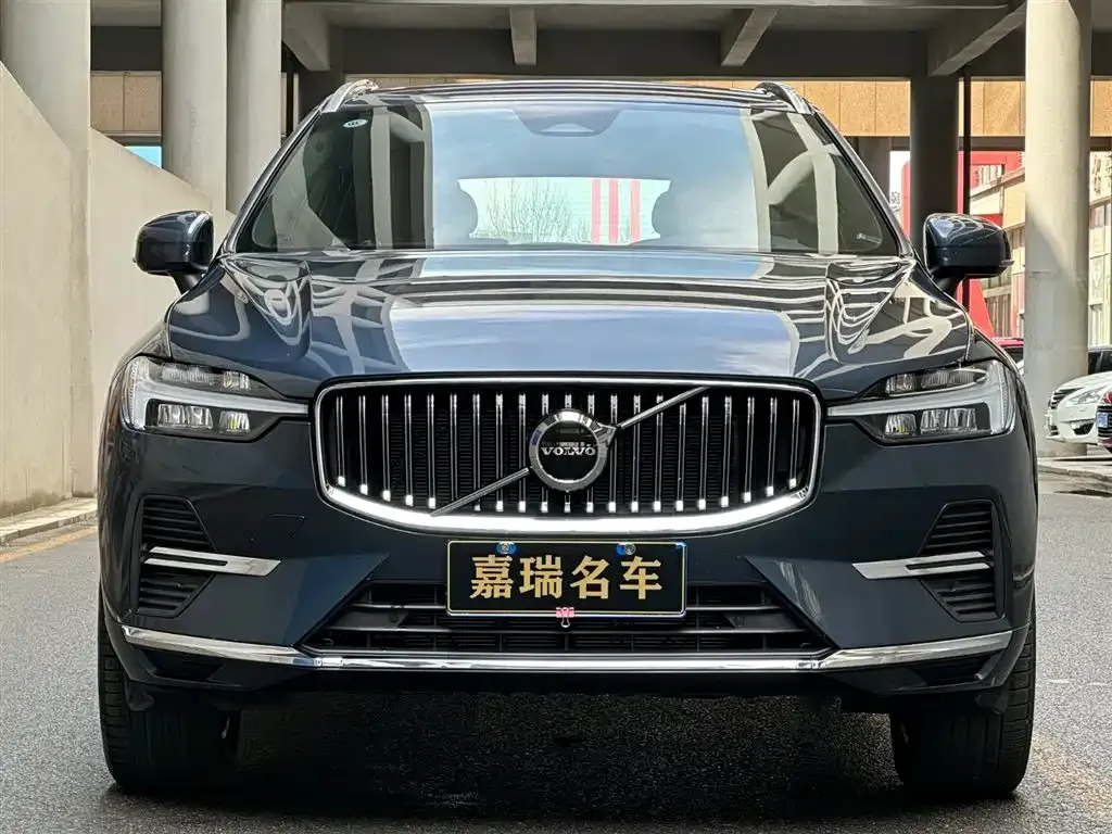 Volvo XC60 — фото 2
