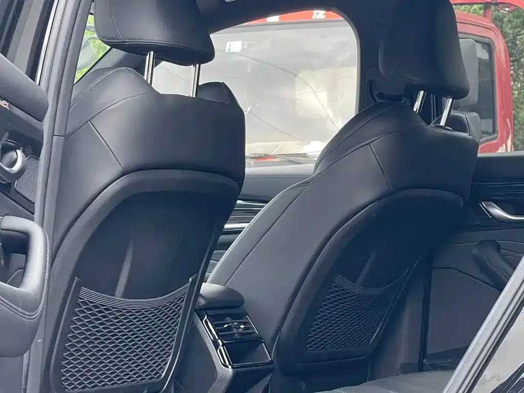 Geely Xingyue L 2025 из CN, фото 3