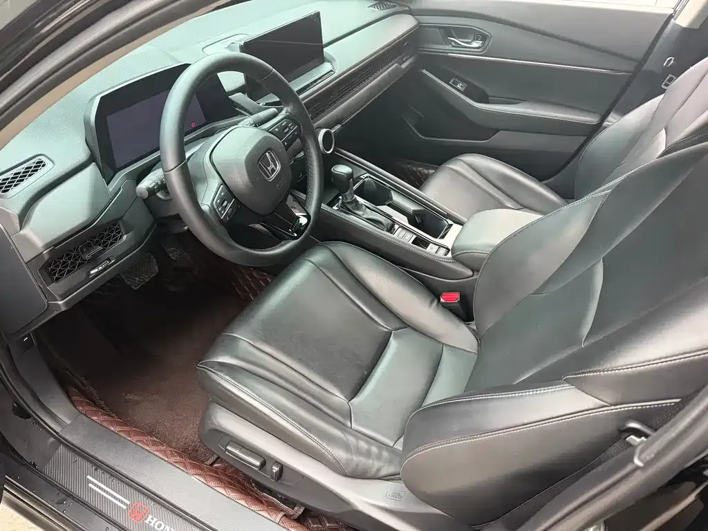 Honda Accord — фото 4