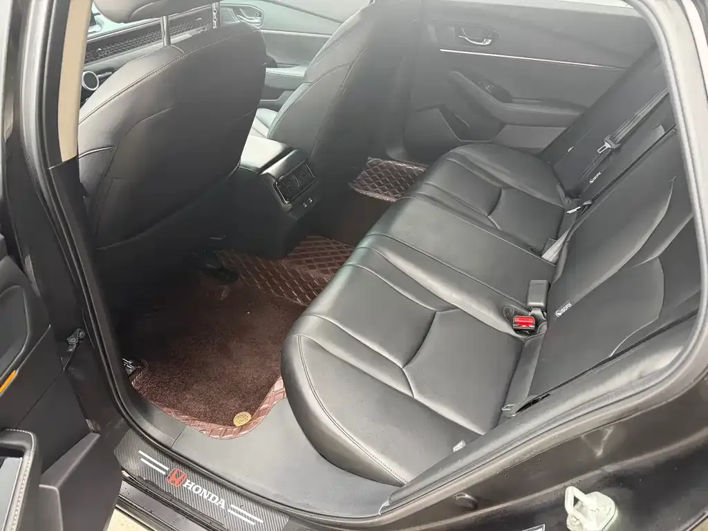 Honda Accord — фото 2