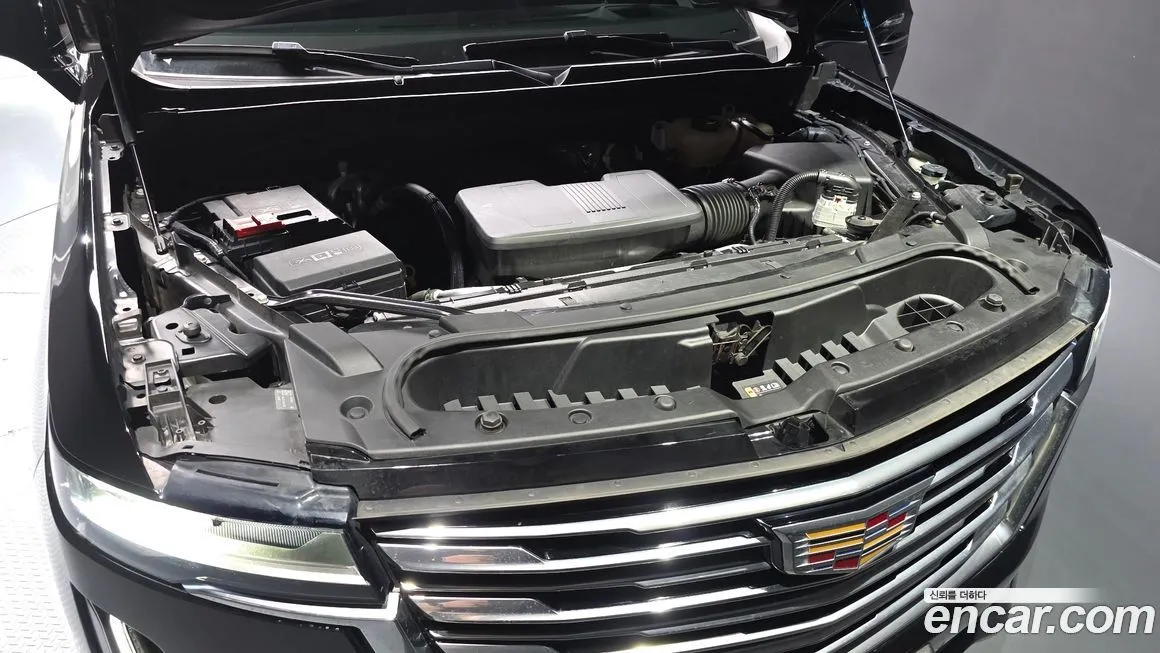 Cadillac Escalade 2023 из KR, фото 8