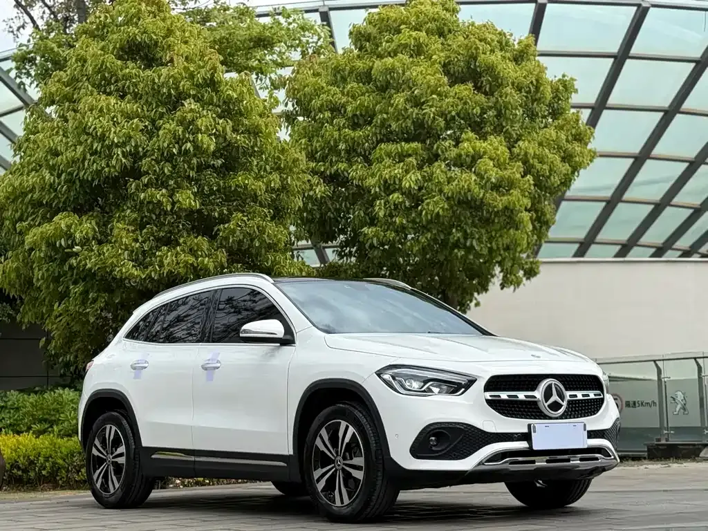 Mercedes-Benz GLA — фото 9
