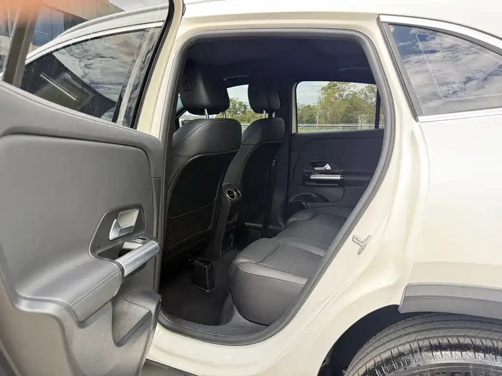 Mercedes-Benz GLA — фото 2