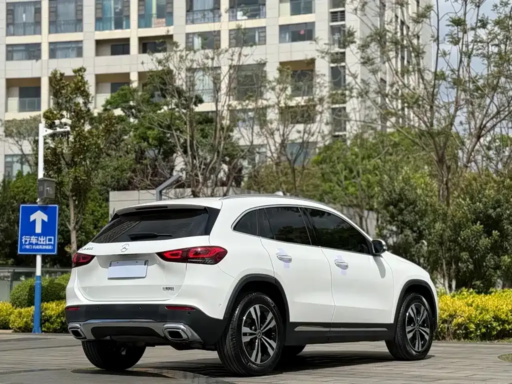 Mercedes-Benz GLA — фото 3