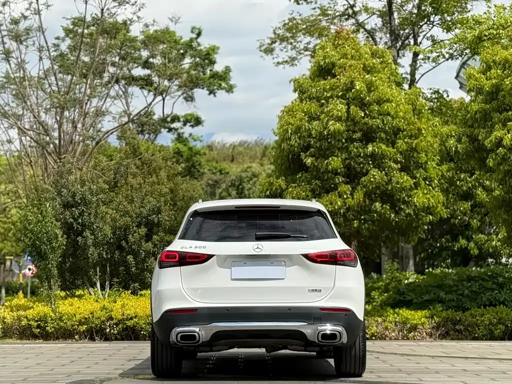 Mercedes-Benz GLA — фото 10