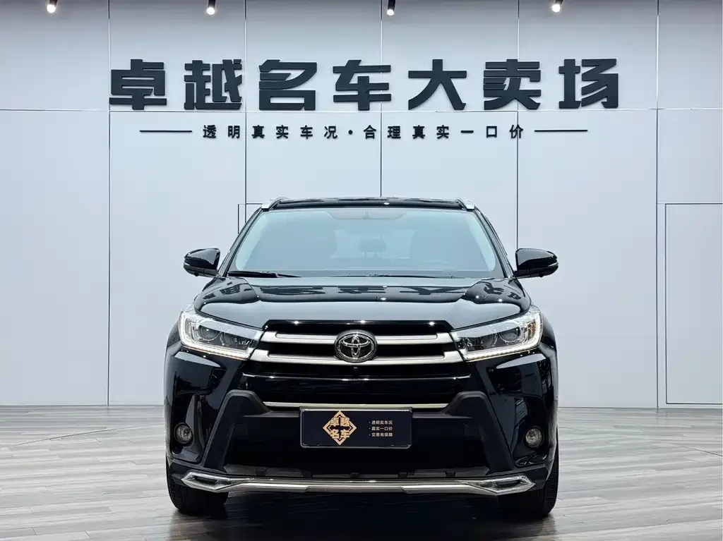 Toyota Highlander — фото 3