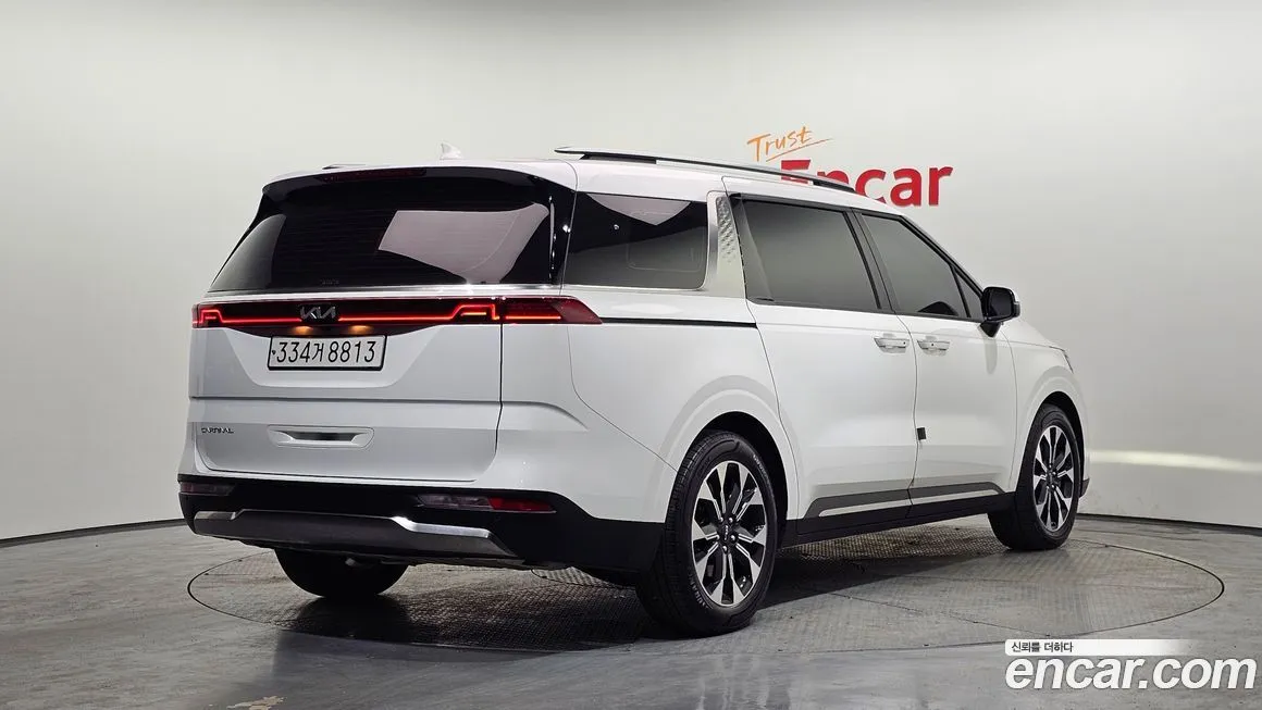 Kia Carnival — фото 3