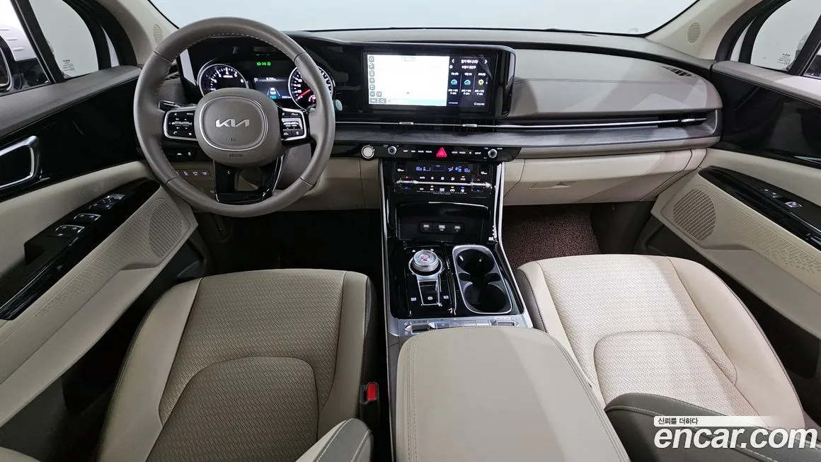 Kia Carnival — фото 9