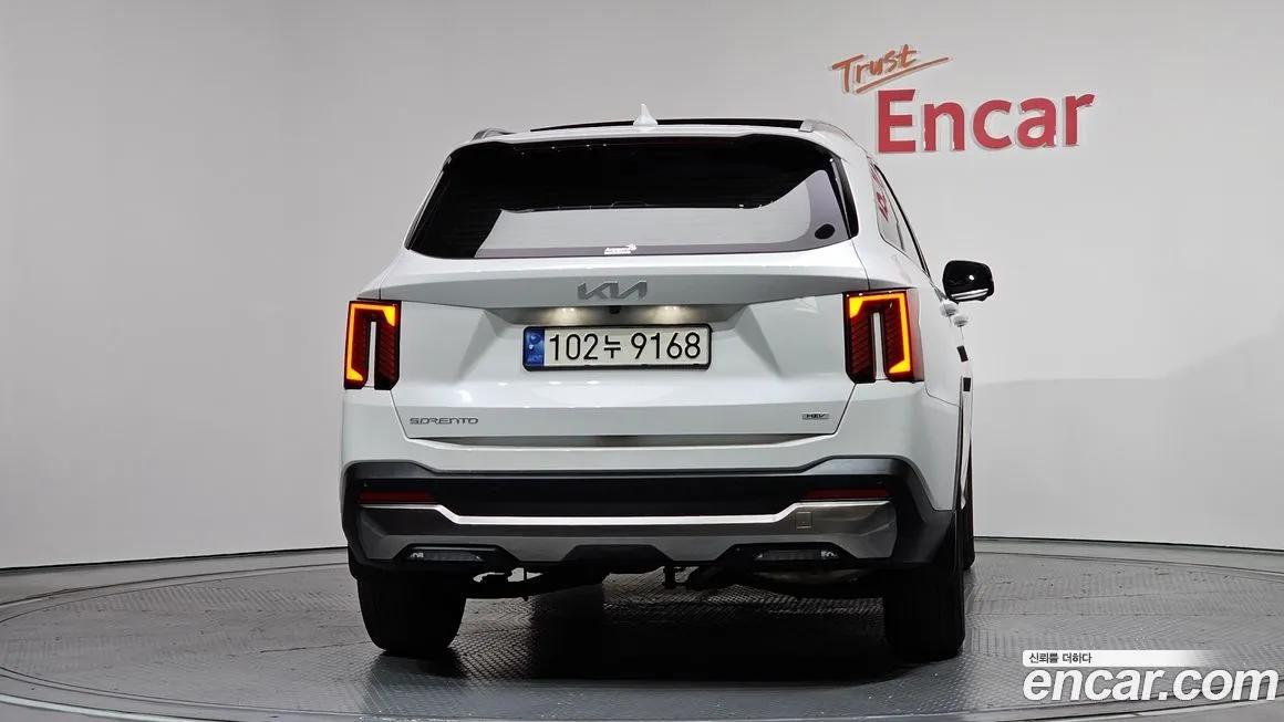 Kia Sorento — фото 10