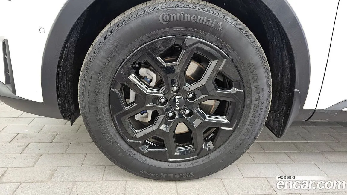 Kia Sorento — фото 5