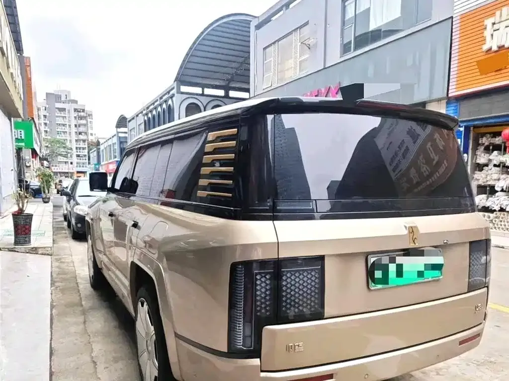 Yangwang U8 L 2025 из CN, фото 6