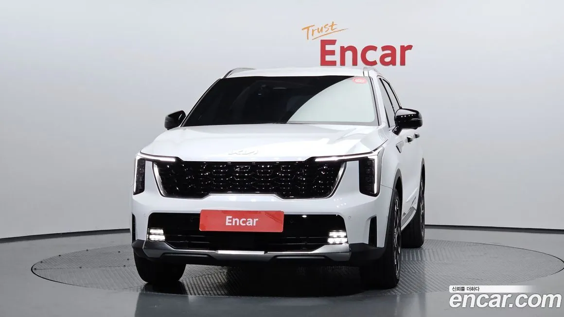 Kia Sorento — фото 7