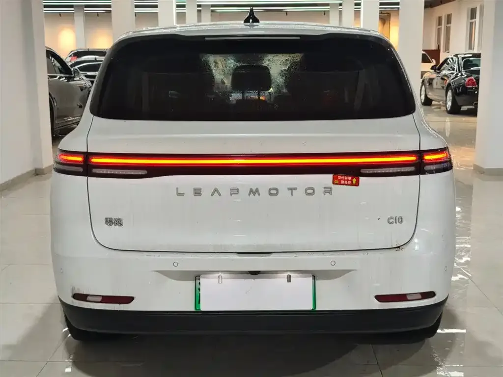 Leapmotor C10 — фото 5