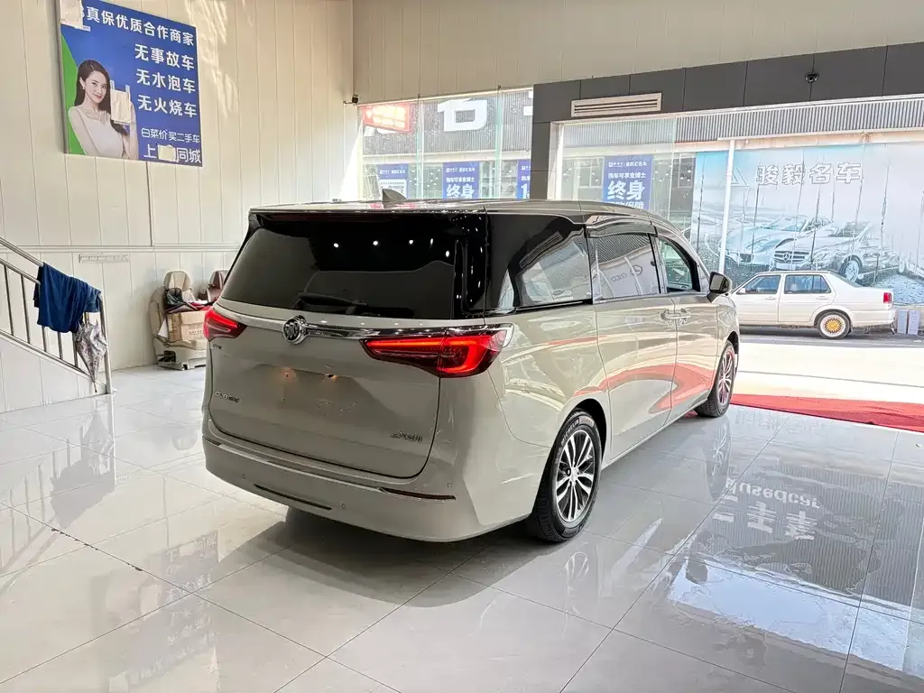 Buick GL8 2022 из CN, фото 8