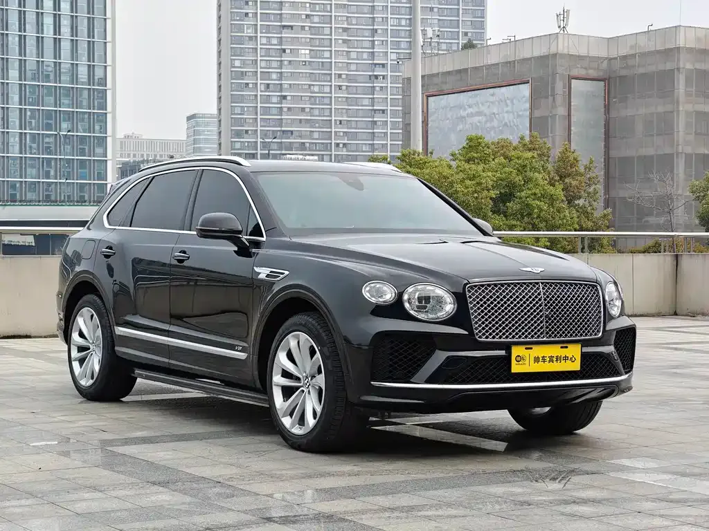 Bentley Bentayga 2021 из CN, фото 10