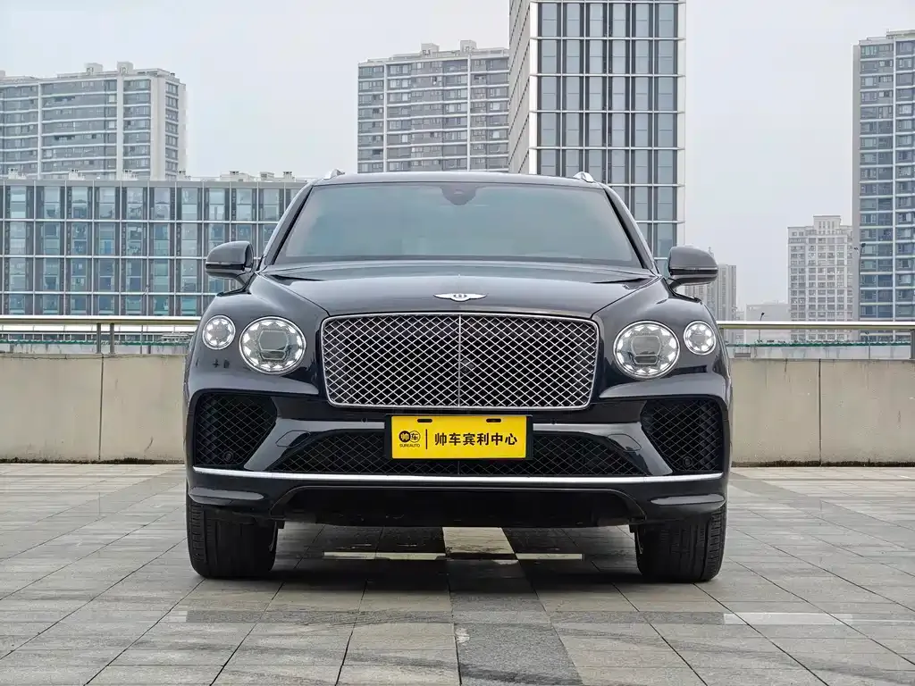 Bentley Bentayga 2021 из CN, фото 9