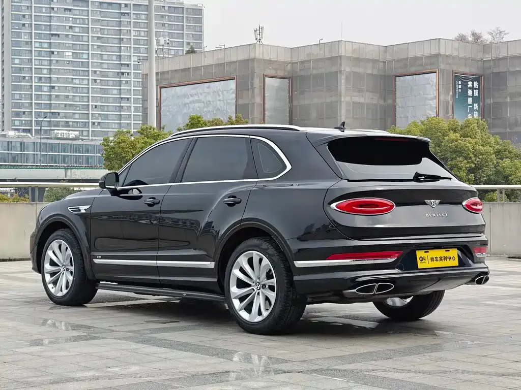 Bentley Bentayga 2021 из CN, фото 6