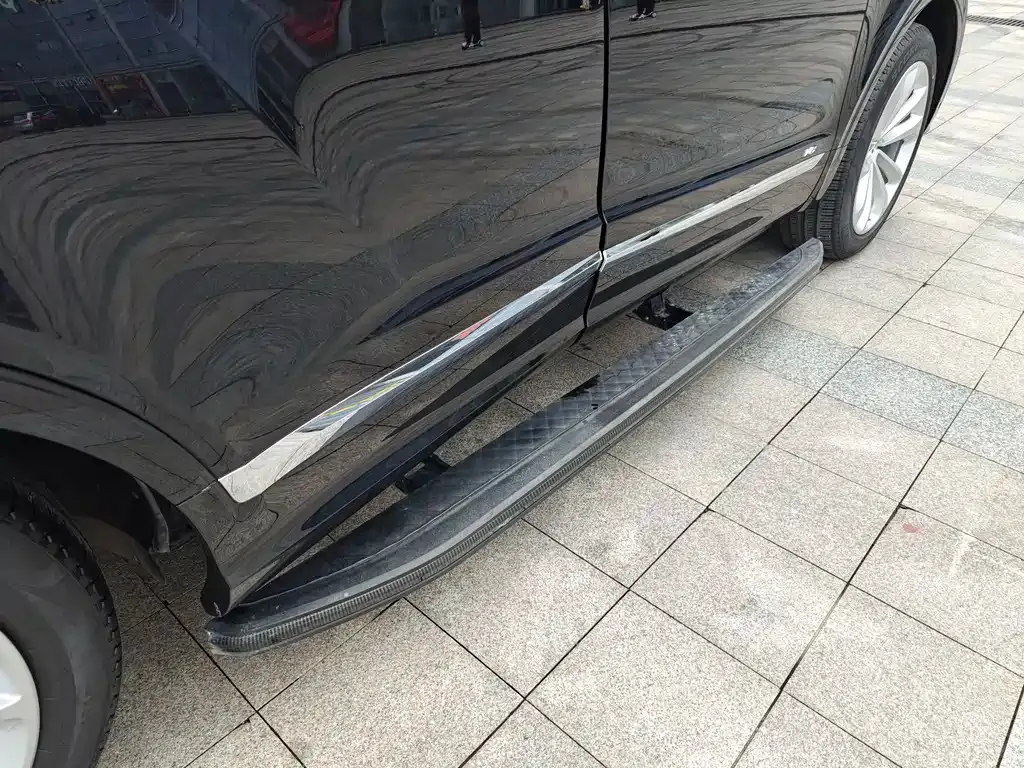 Bentley Bentayga 2021 из CN, фото 8