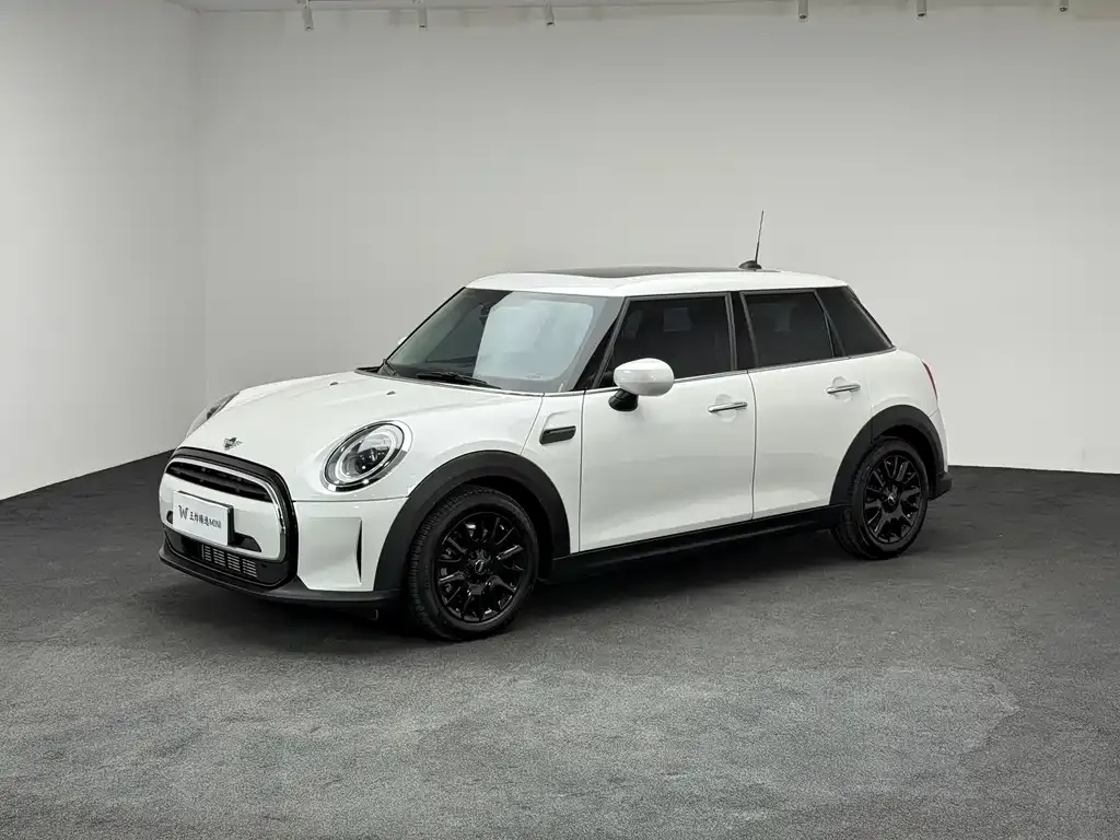 MINI Cooper (3-door) 2024 из CN, фото 3