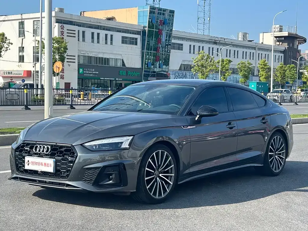 Audi A5 (Import) — фото 1