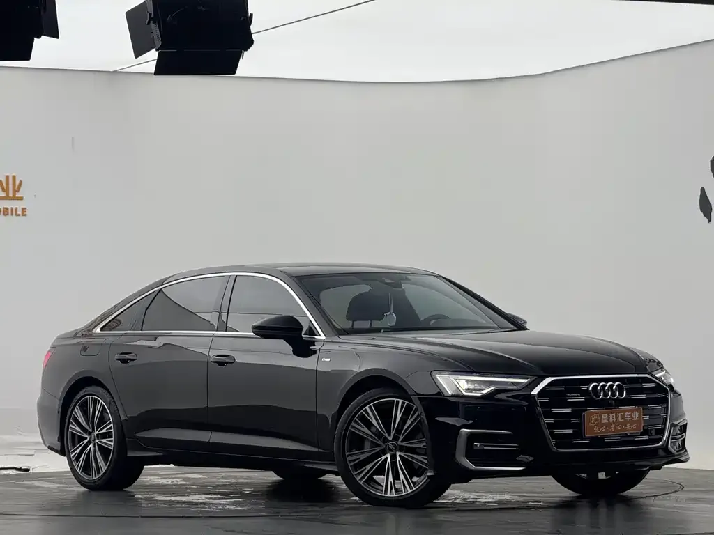Audi A6L — фото 5