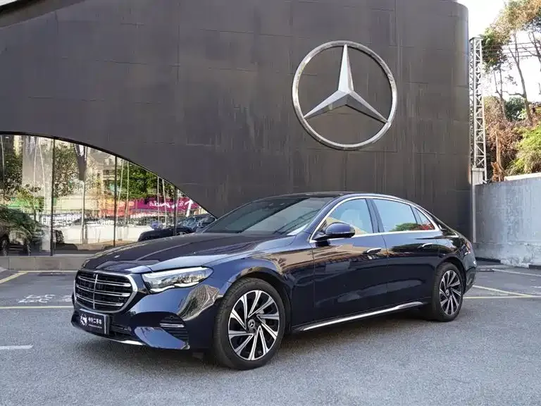 Mercedes-Benz E-Class — фото 10