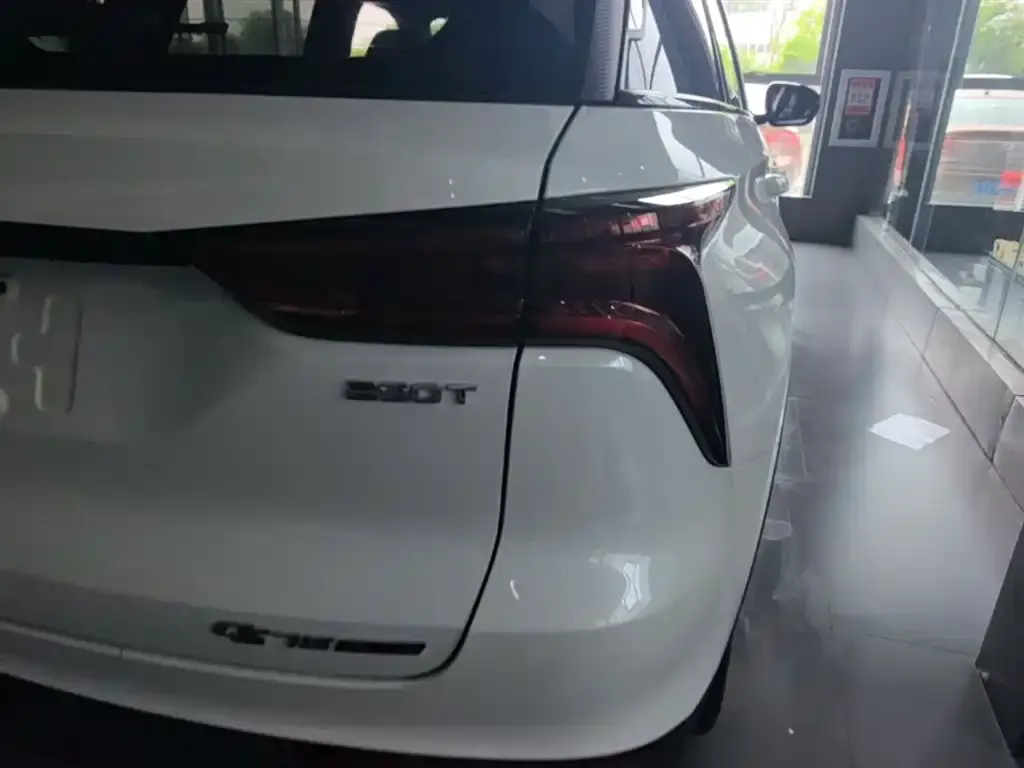 Changan CS75PLUS 2023 из CN, фото 2