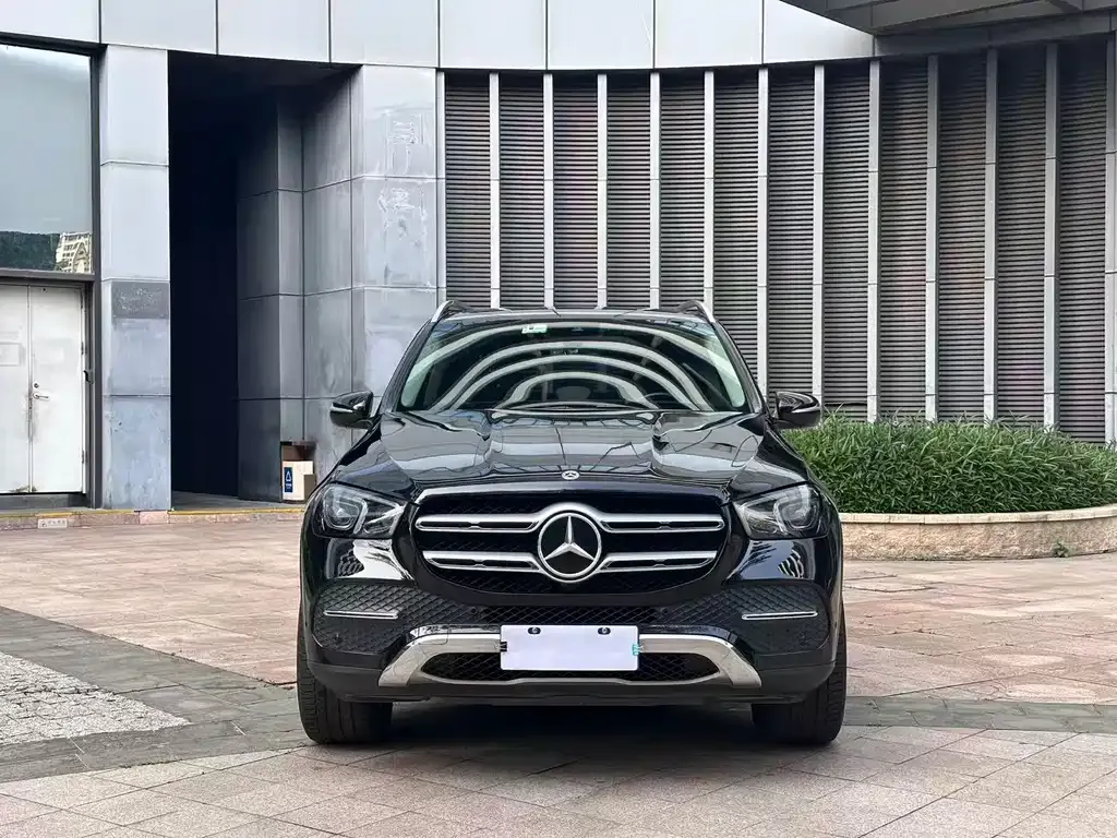 Mercedes-Benz GLE — фото 7