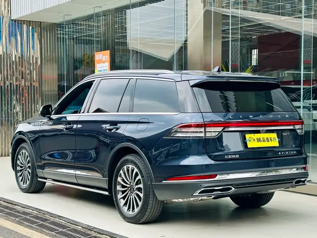 Lincoln Aviator — фото 6