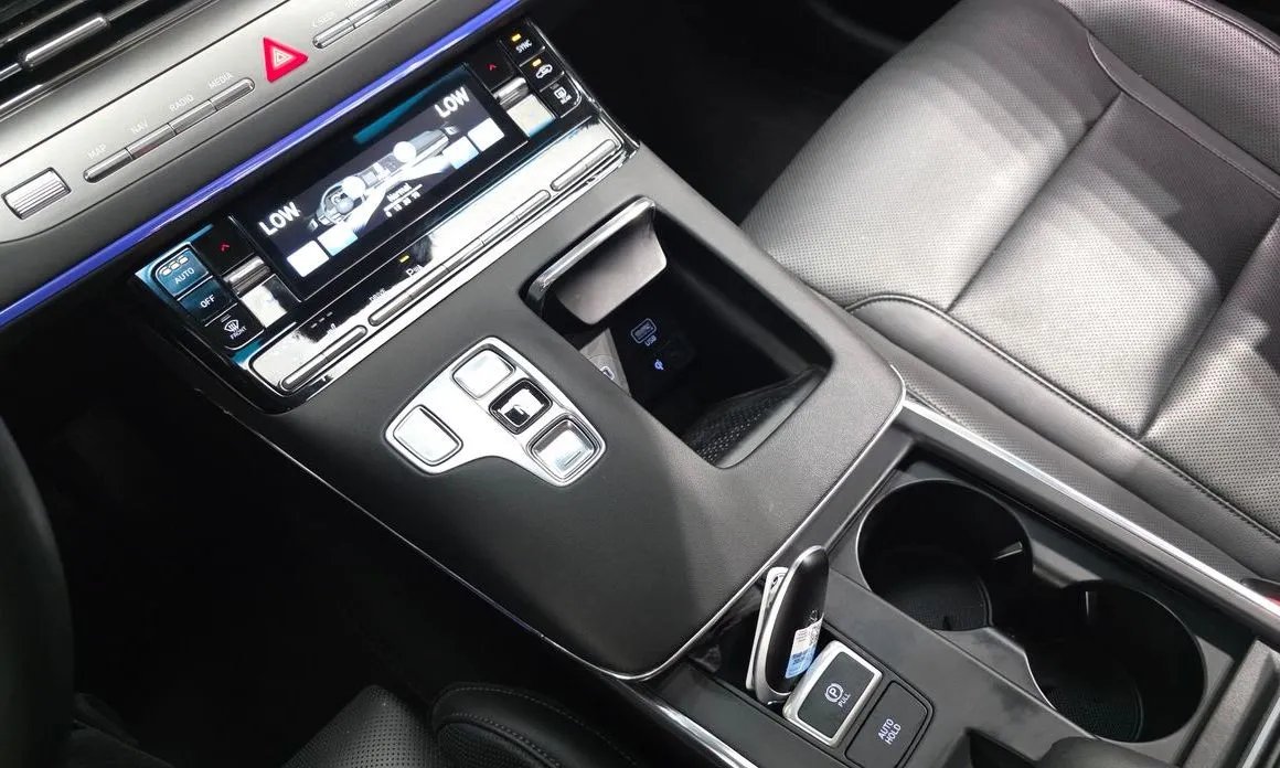 Hyundai Grandeur — фото 10