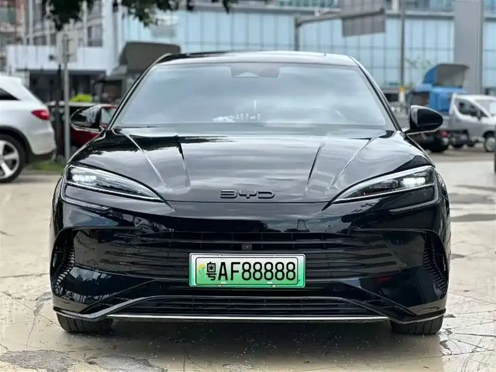 BYD Seal — фото 6