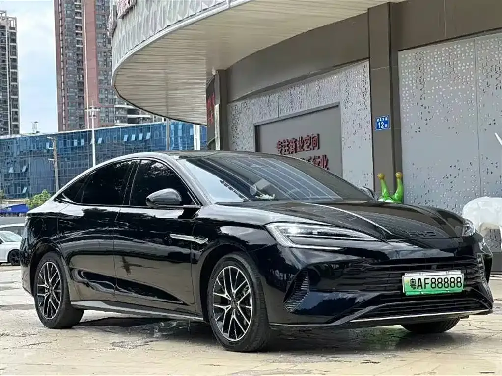 BYD Seal — фото 7