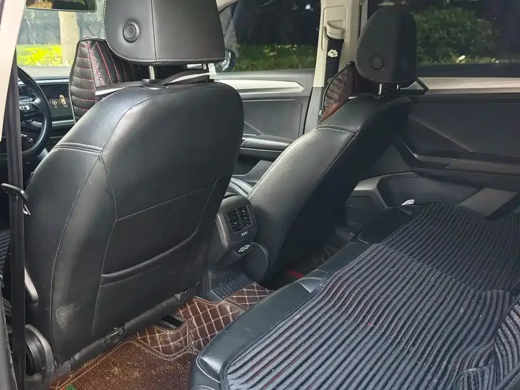 Volkswagen T-Roc 2021 из CN, фото 3